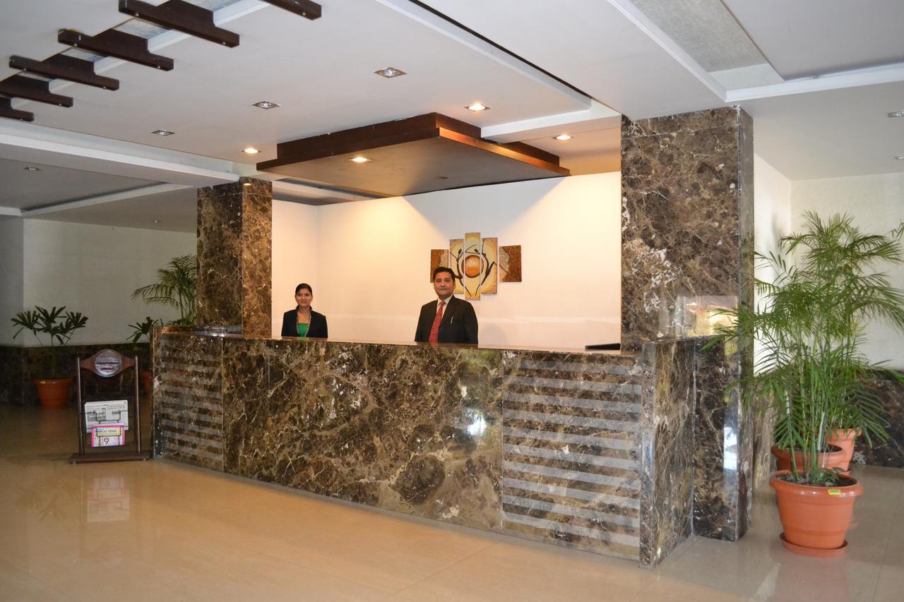 Hotel Ashish International Bhilai Esterno foto